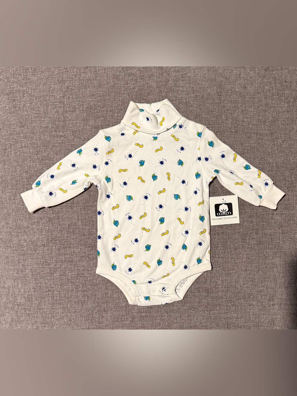 NWT Vintage Basic Editions Cotton Turtleneck Baby in White with Blue & Yellow 9m